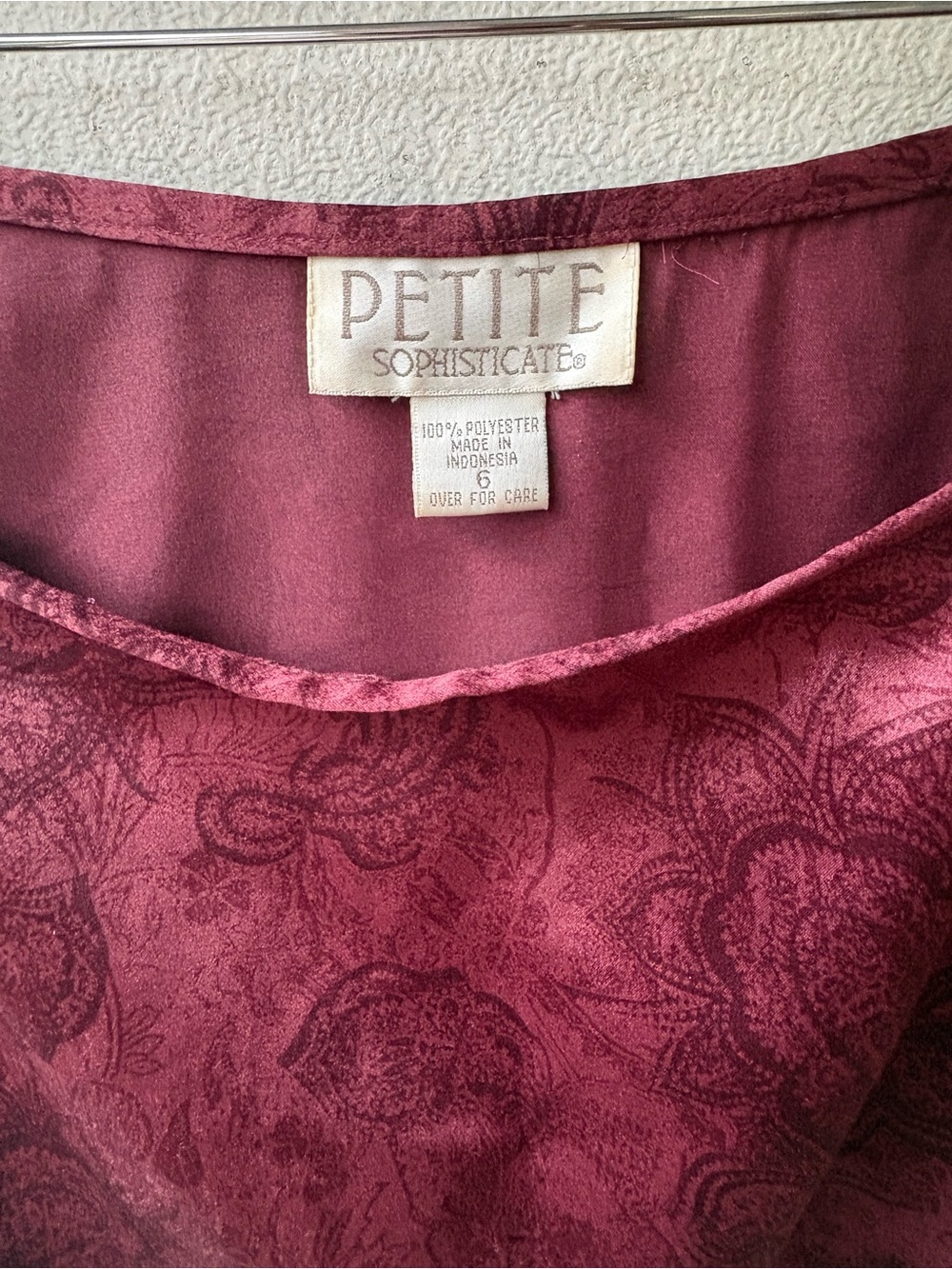 Vintage 90s Petite Sophisticate Burgundy Satin Jacquard Paisley Midi Skirt 6 - Picture 4 of 10